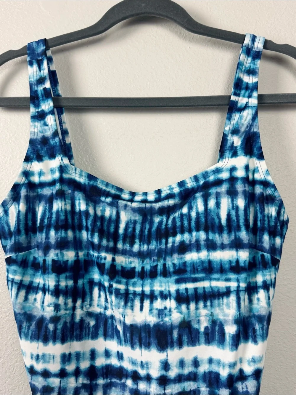 Speedo Women’s Sz L One Piece Swimsuit Blue White Tie Dye Padded Built In Bra